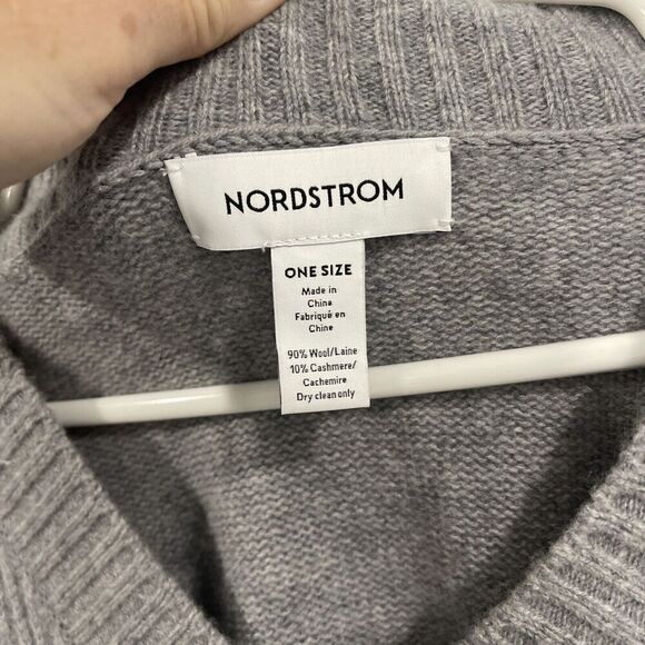 Nordstrom V-Neck Wool Cashmere Poncho Cape Grey One Size Minimalist Classic - Picture 3 of 9